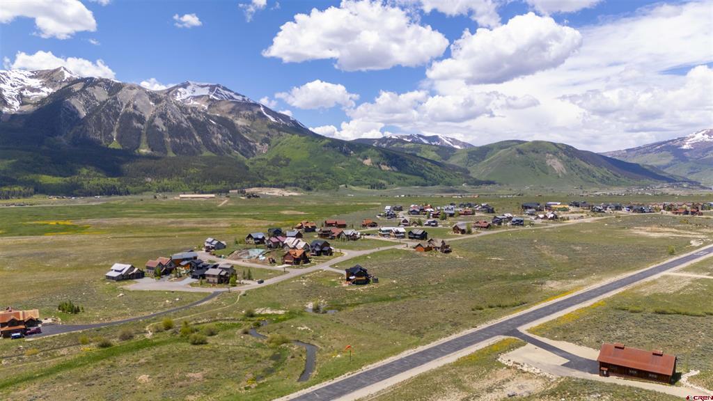 679 S Avion Drive Crested Butte, CO 81224