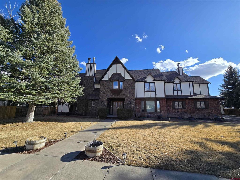 2312 Carroll Street Alamosa, CO 81101