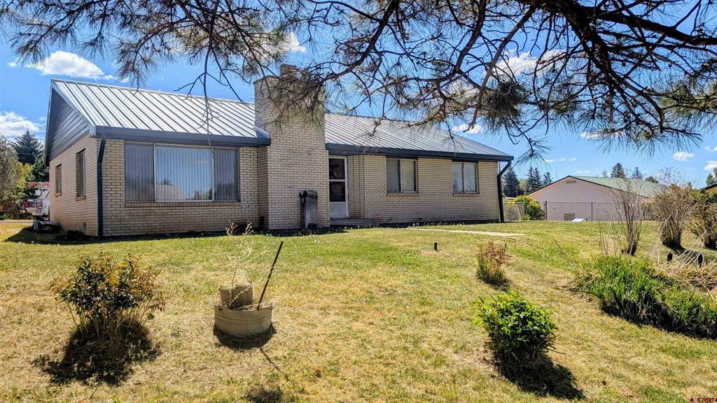 223 W 8Th Street Dove Creek, CO 81324