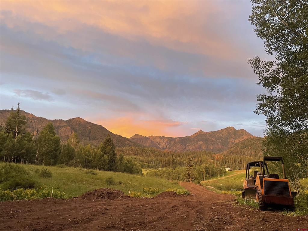 255 Wapiti Place Creede, CO 81130