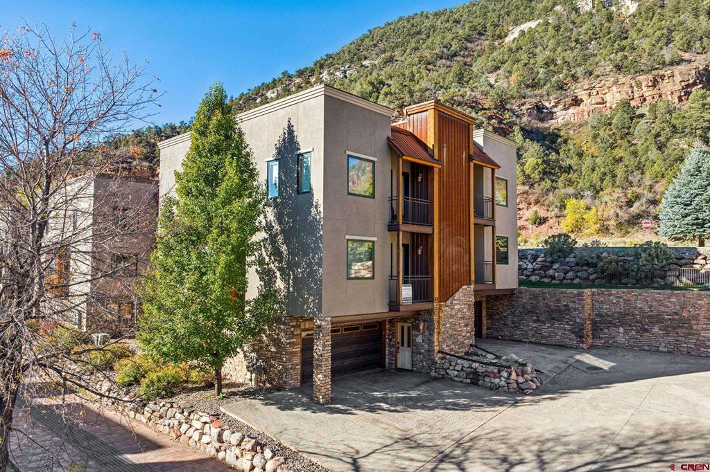 1422 Animas View Drive Durango, CO 81301