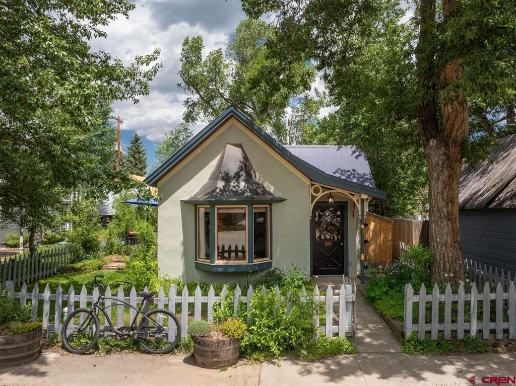 223 Sopris Avenue Crested Butte, CO 81224