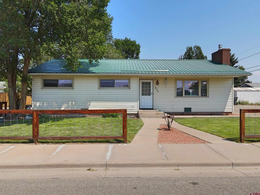 1809 Franklin Street Alamosa, CO 81101