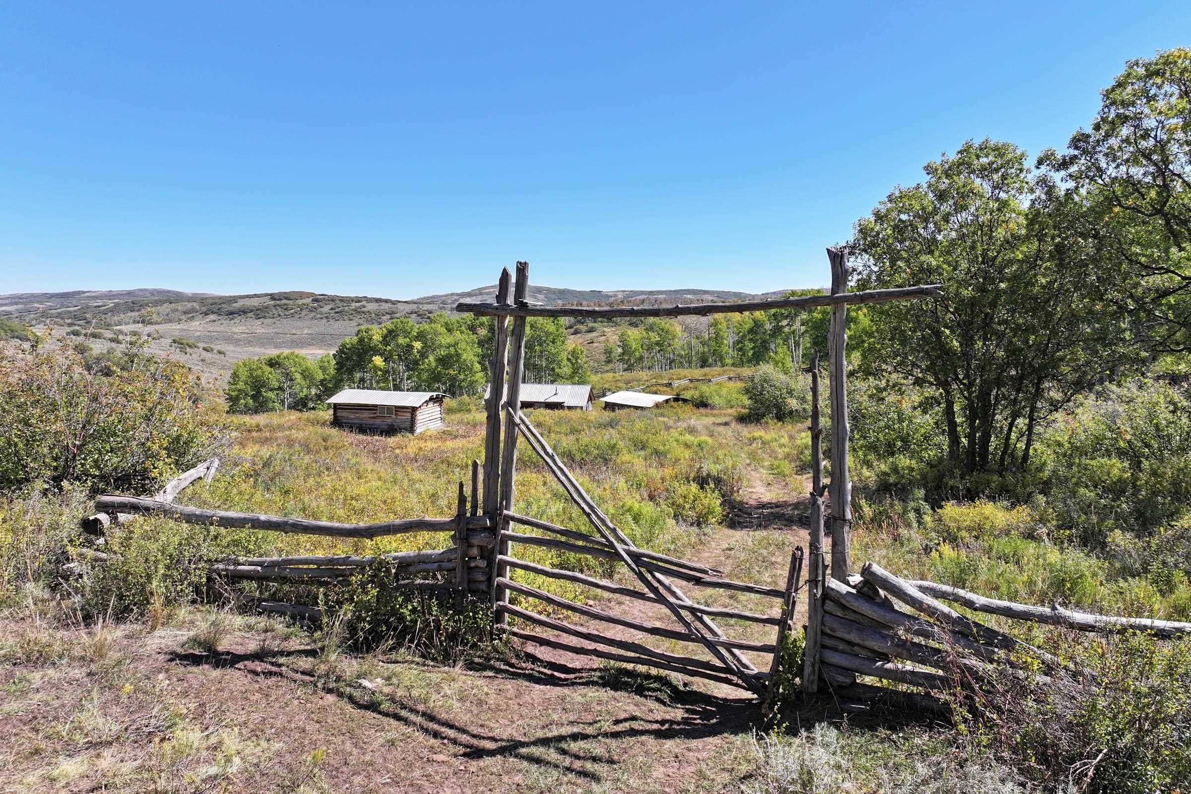 2586 26 1/10 Road Gateway, CO 81522
