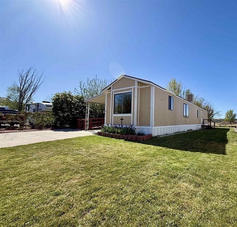 3251 E Road Clifton, CO 81520