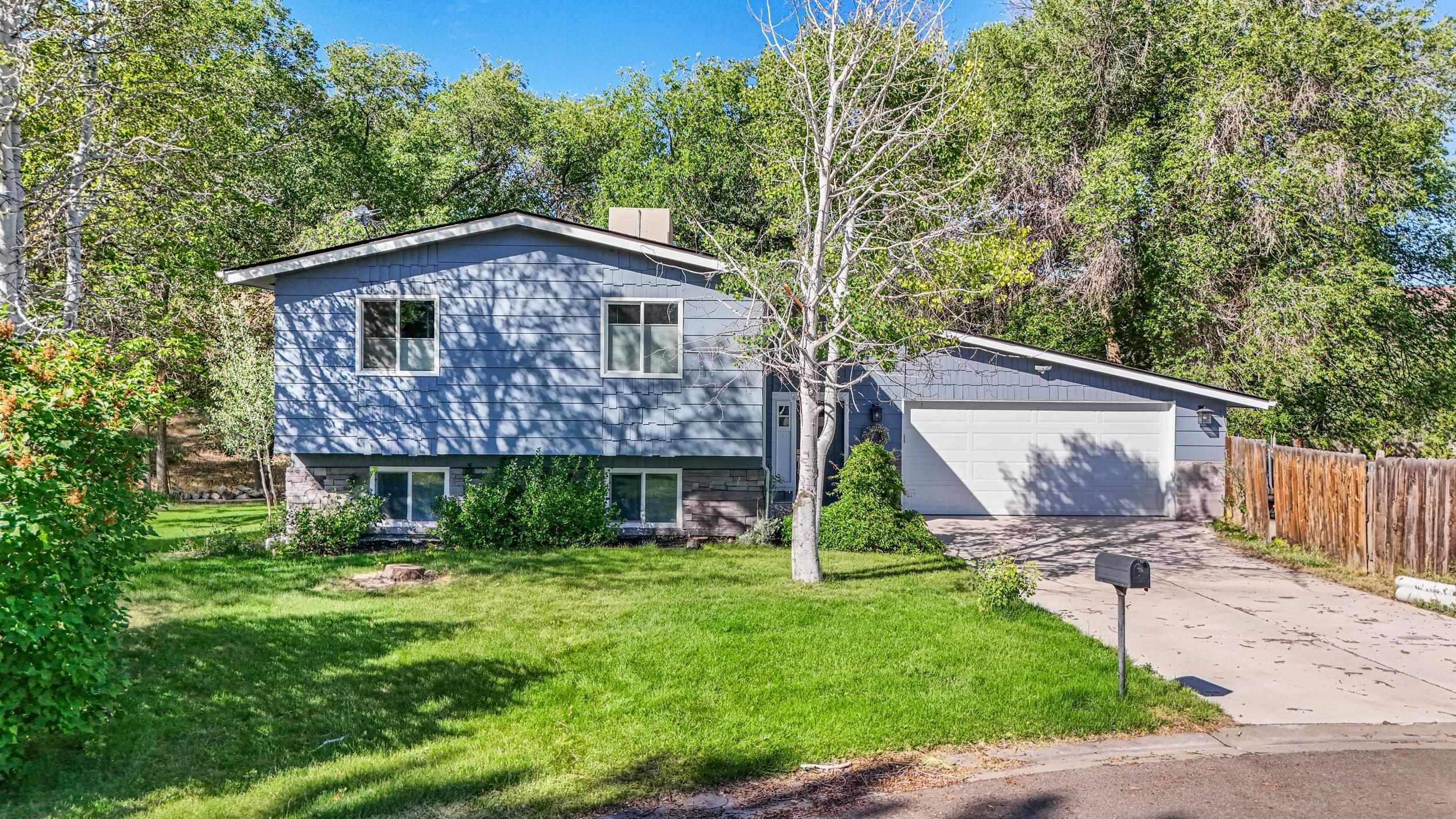 527 Greenbelt Court Grand Junction, CO 81507