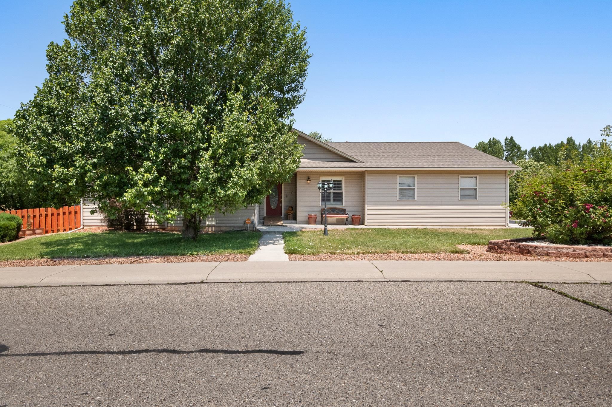 1425 Graham Court Rifle, CO 81650