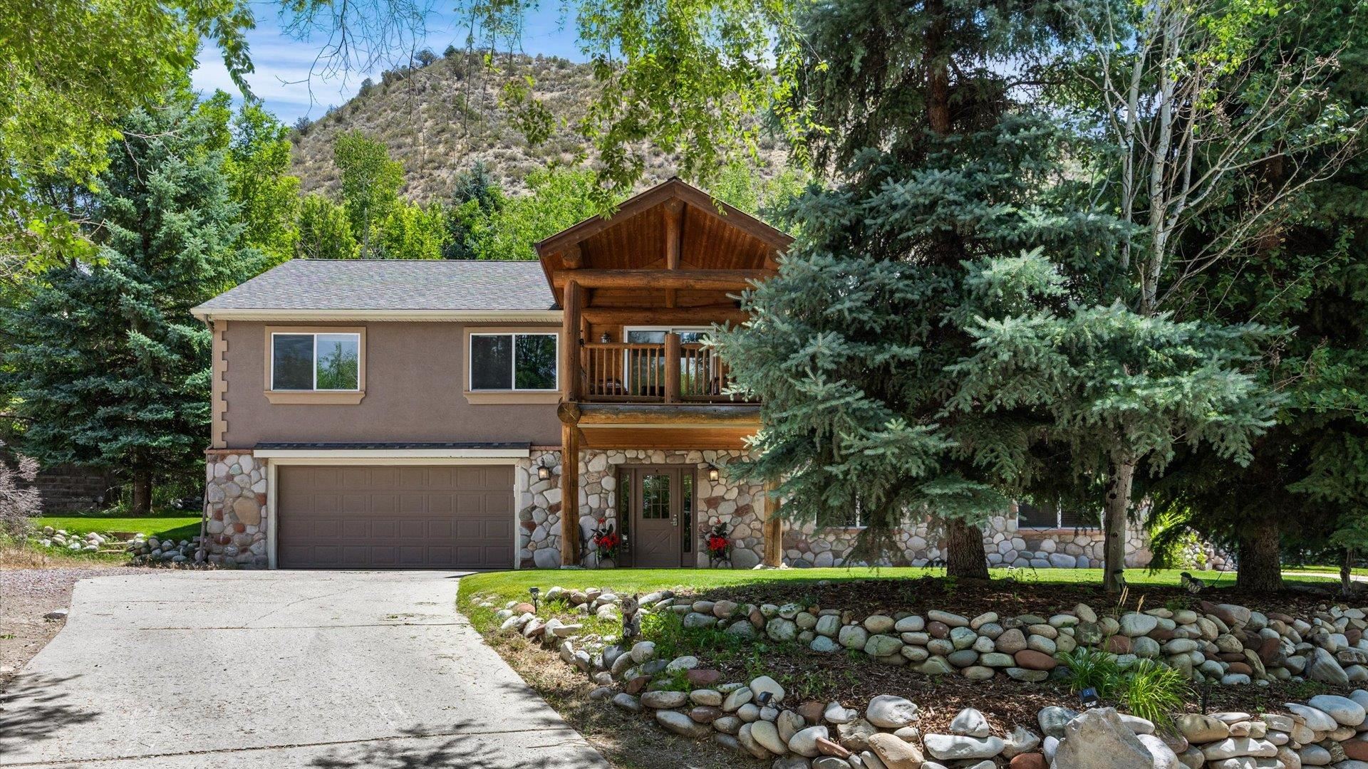 390 Jenny Place New Castle, CO 81647