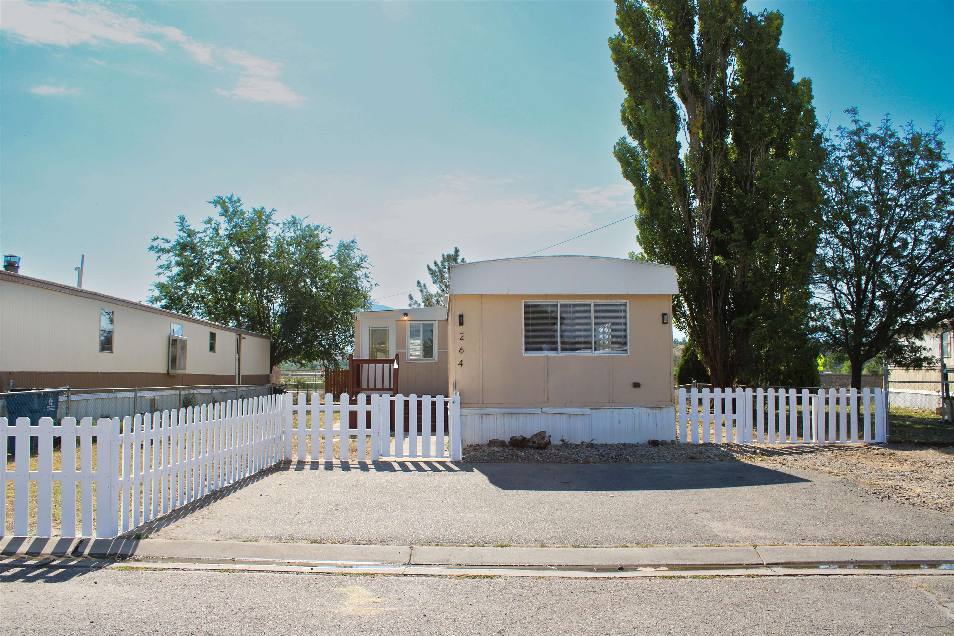 424 32 Road Clifton, CO 81520