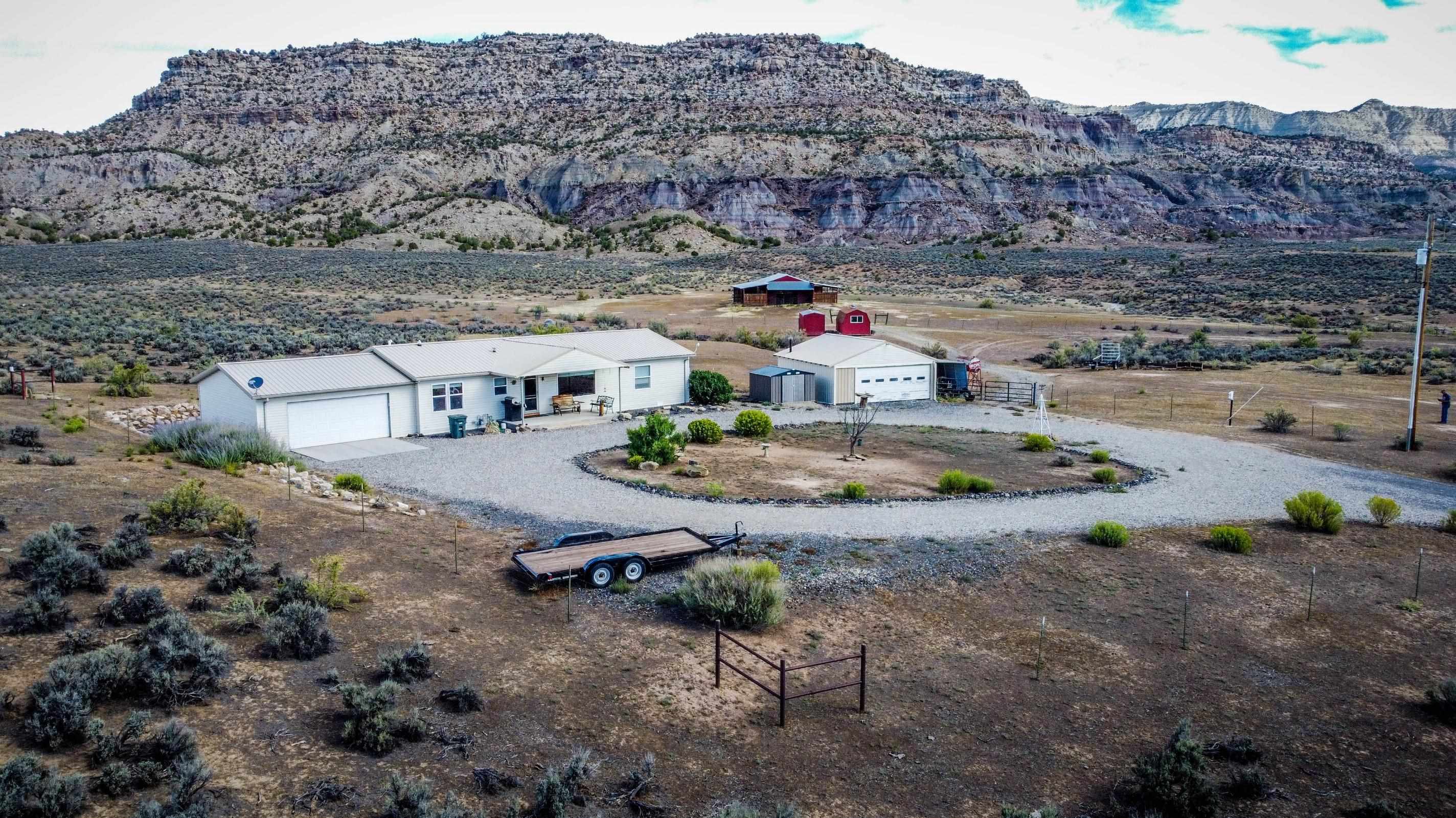 15220 45 1/2 Road De Beque, CO 81630
