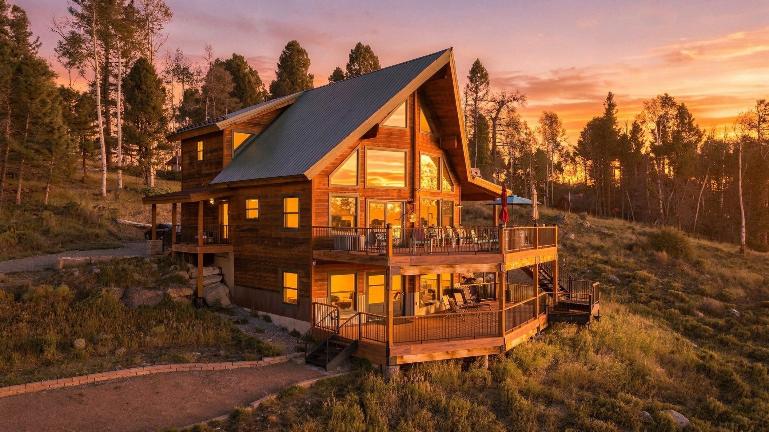 702 Crest Drive Cimarron, CO 81220